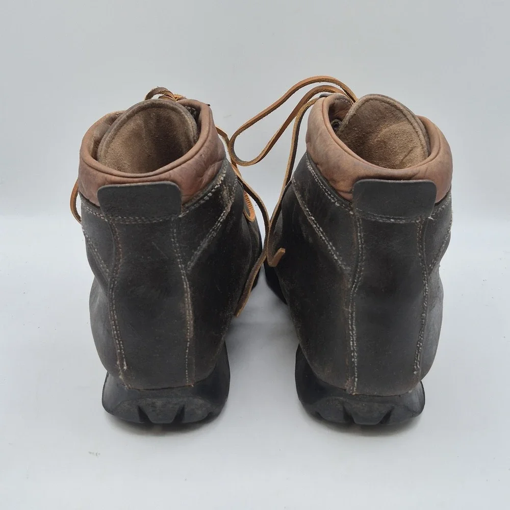 Vintage Vasque 7549 Boots Mens Size 9.5 Brown Leather Hiking Combat Trail Lined‎